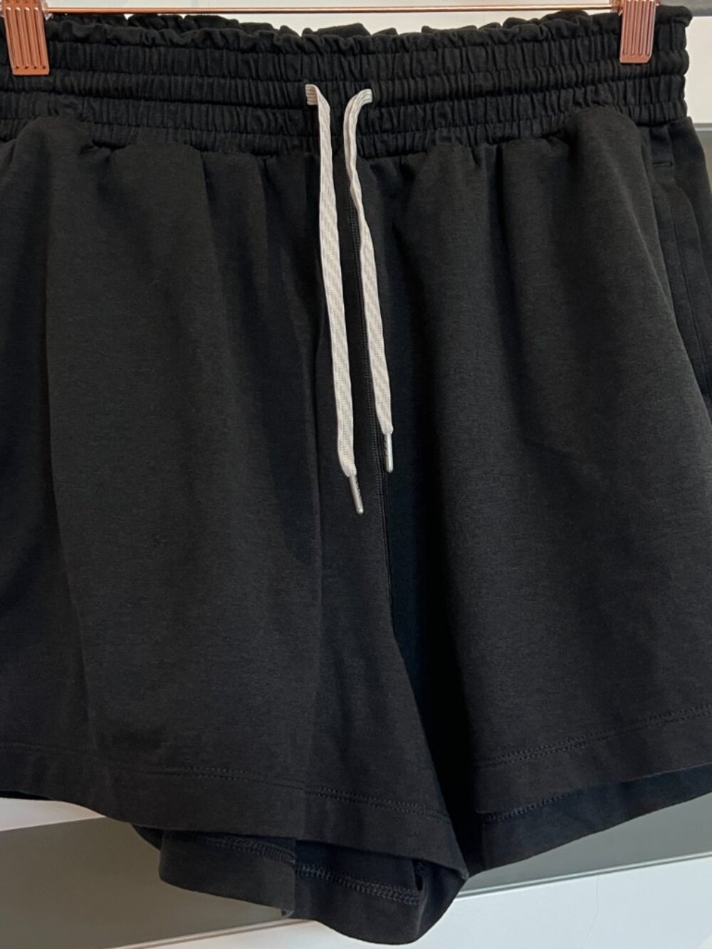 Vuori Halo Boxy Short Women's DreamKnit Shorts, Black Heather - Picture 13 of 16